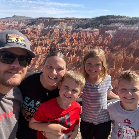 Meet your Posher, Casey - Picture 14 of 16